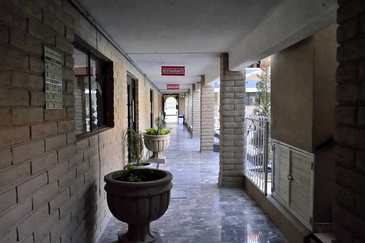 Hotel La Finca Ермосільо Екстер'єр фото